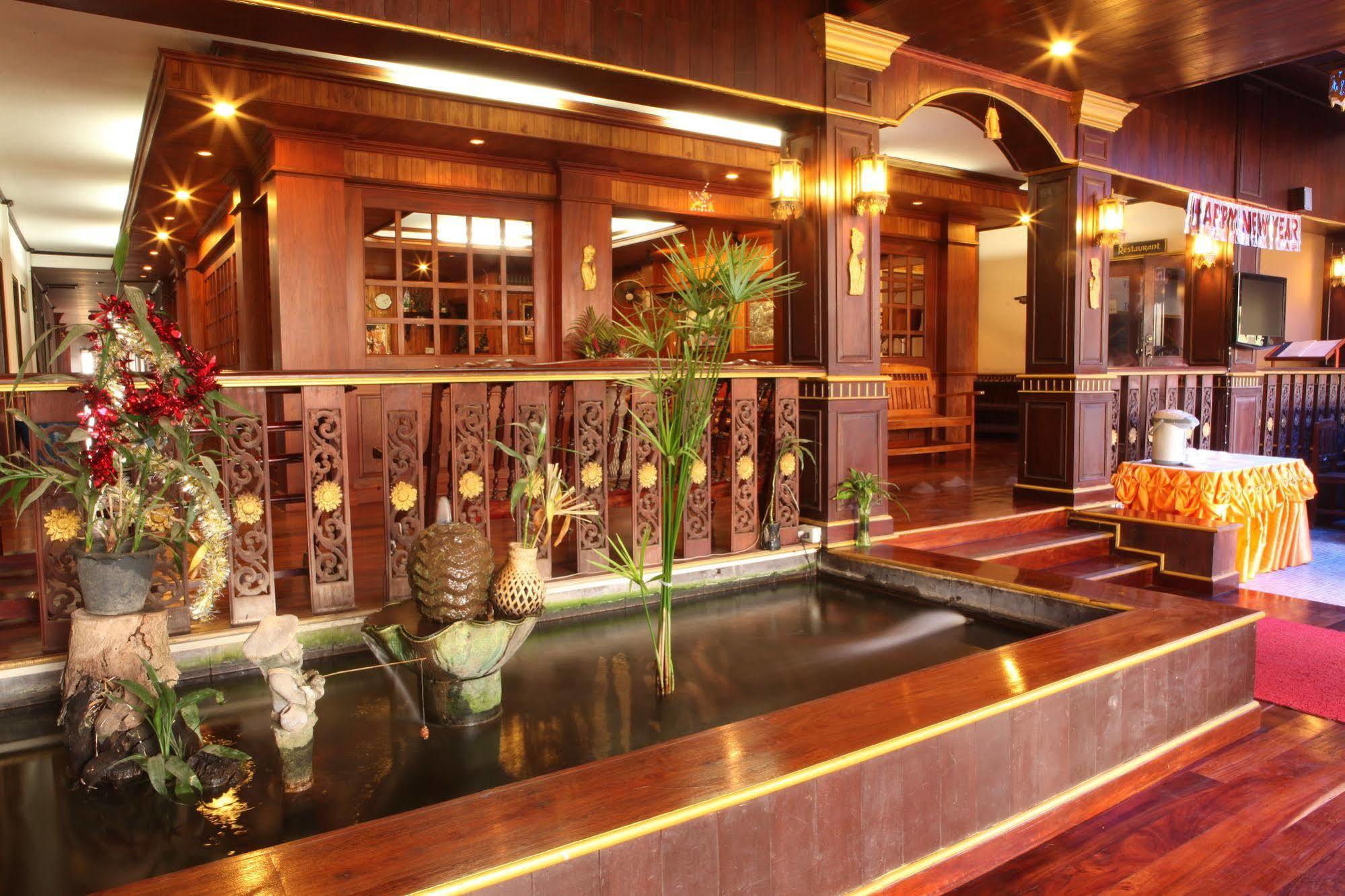 E-Outfitting Vang Thong Hotel Luang Prabang Extérieur photo