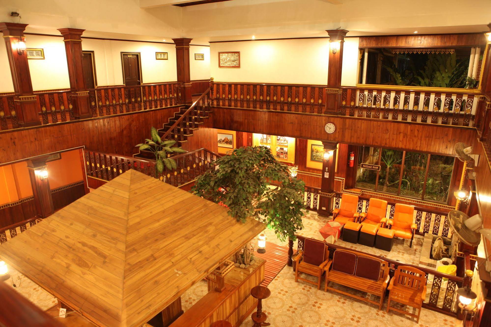 E-Outfitting Vang Thong Hotel Luang Prabang Extérieur photo
