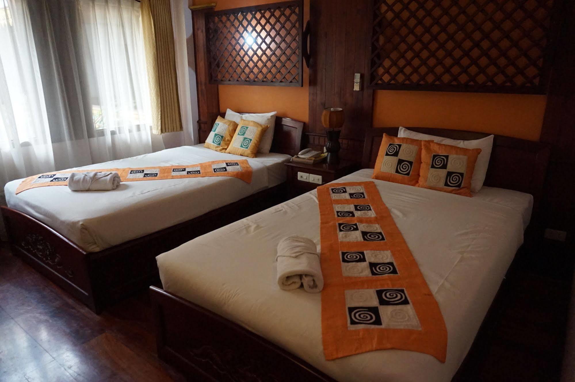 E-Outfitting Vang Thong Hotel Luang Prabang Extérieur photo