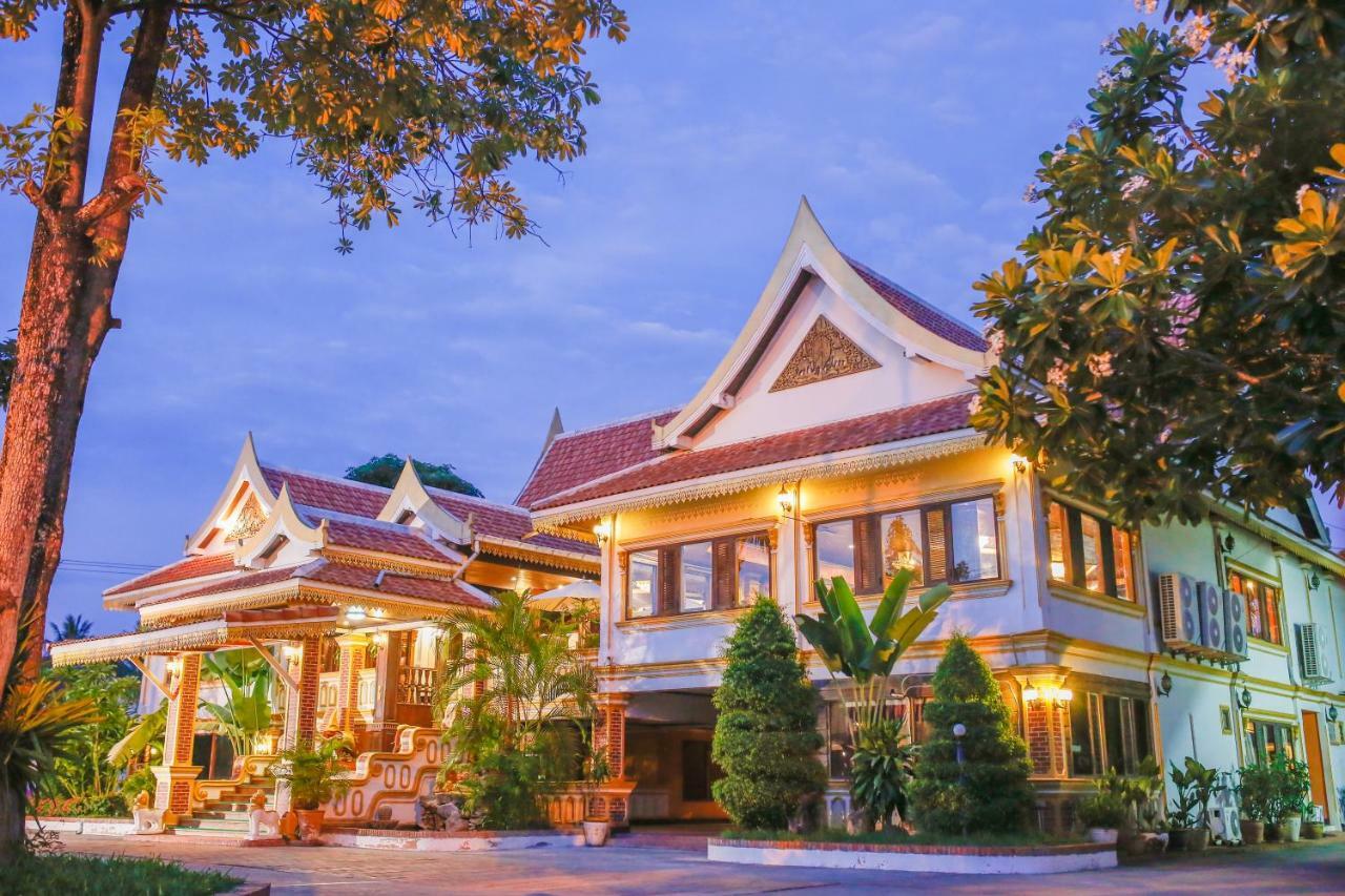 E-Outfitting Vang Thong Hotel Luang Prabang Extérieur photo
