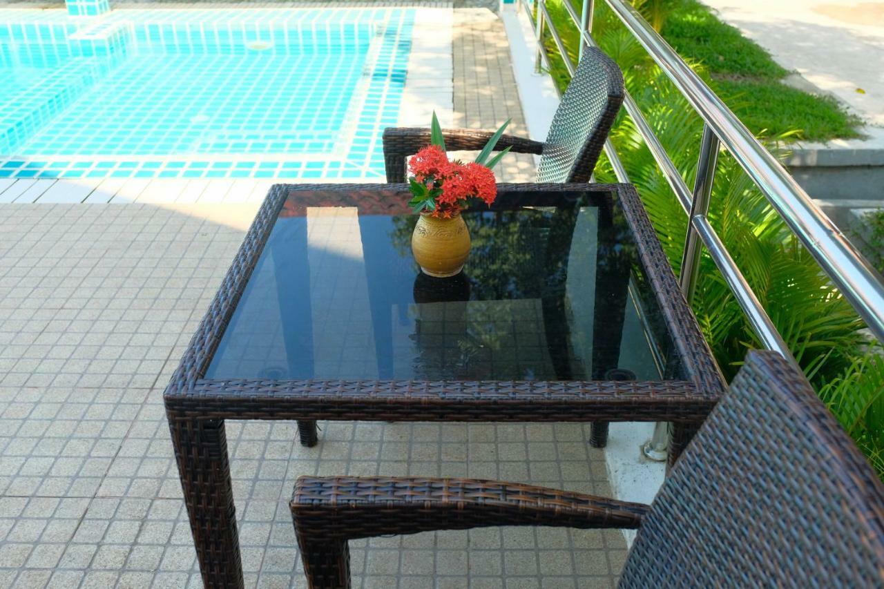 E-Outfitting Vang Thong Hotel Luang Prabang Extérieur photo