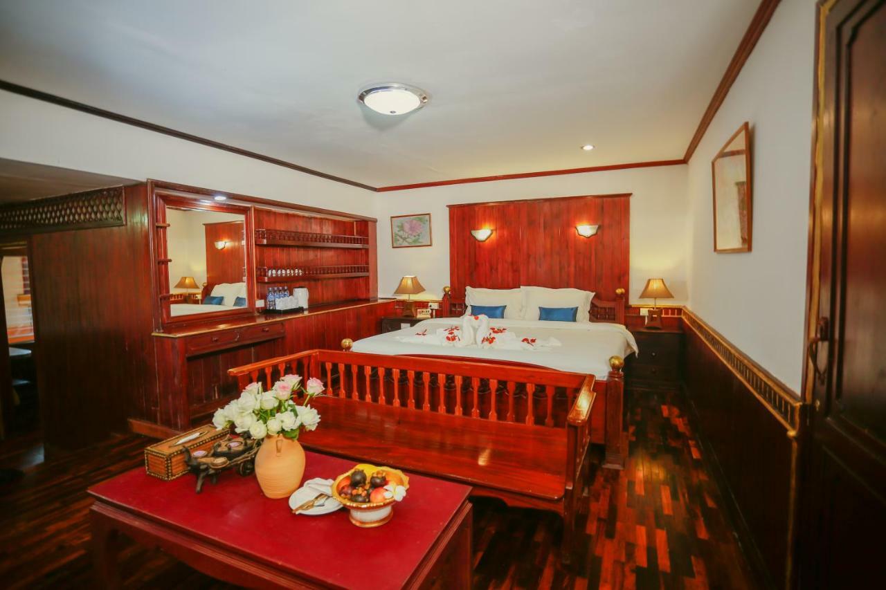 E-Outfitting Vang Thong Hotel Luang Prabang Extérieur photo
