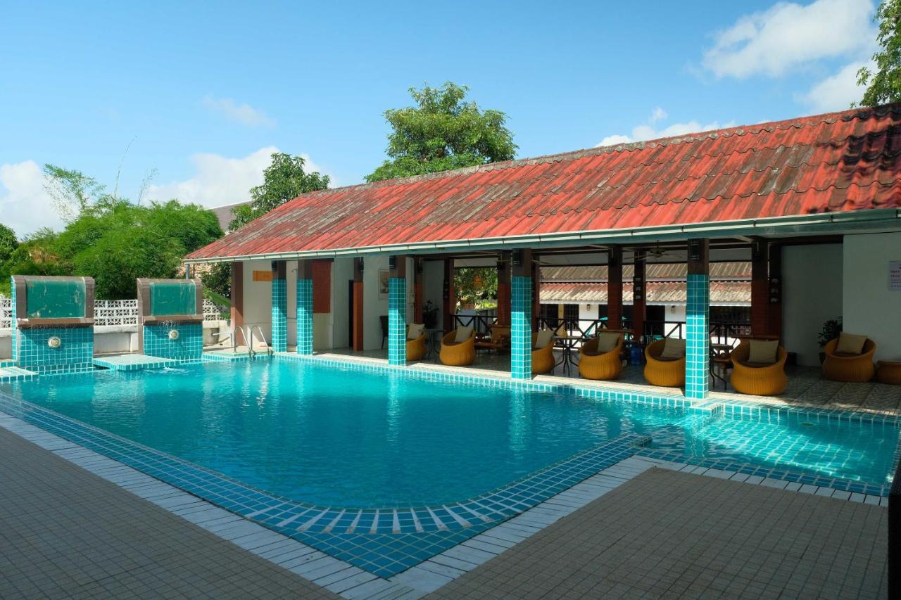 E-Outfitting Vang Thong Hotel Luang Prabang Extérieur photo