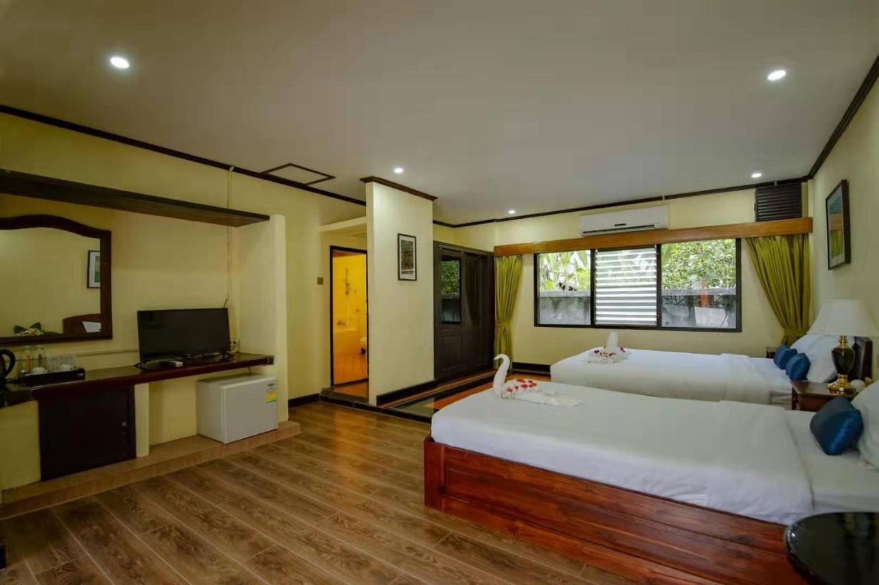 E-Outfitting Vang Thong Hotel Luang Prabang Extérieur photo